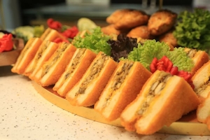 چگونه از جذب روغن توسط نان تست هنگام سوخاری جلوگیری کنیم