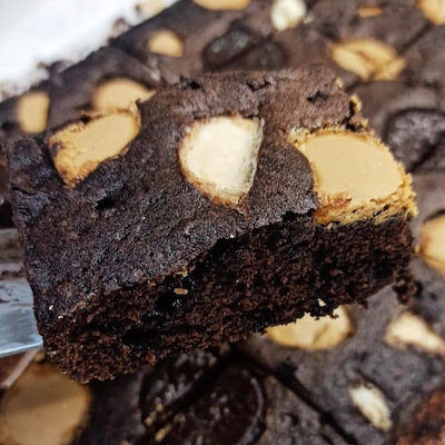 کیک براونی شکلاتی