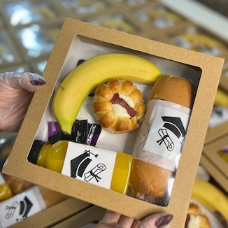 عکس پک پذیرایی ویژه جلسهٔ دفاع